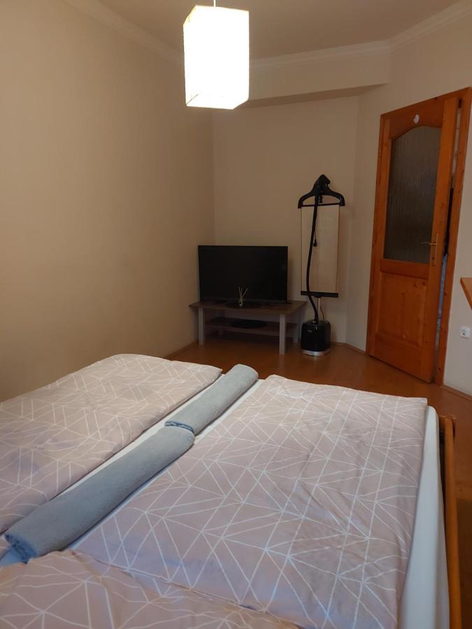 Lara Apartman Дебрецен Экстерьер фото