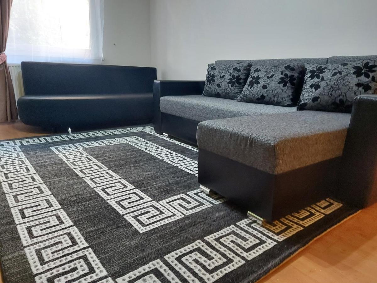 Lara Apartman Дебрецен Экстерьер фото