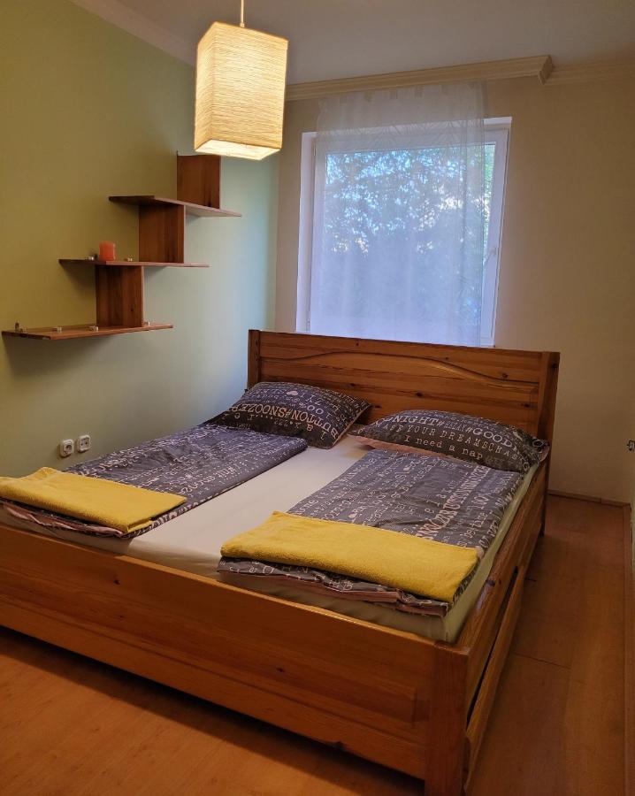 Lara Apartman Дебрецен Экстерьер фото