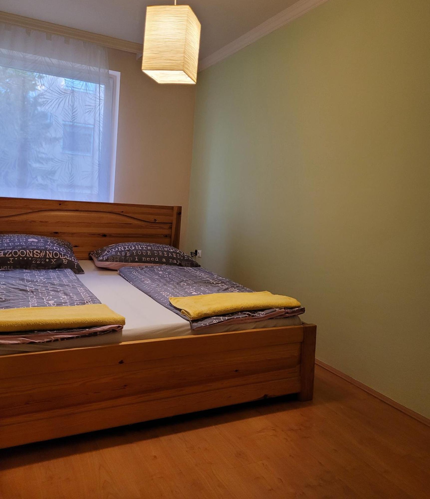 Lara Apartman Дебрецен Номер фото
