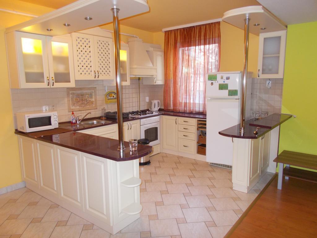 Lara Apartman Дебрецен Экстерьер фото