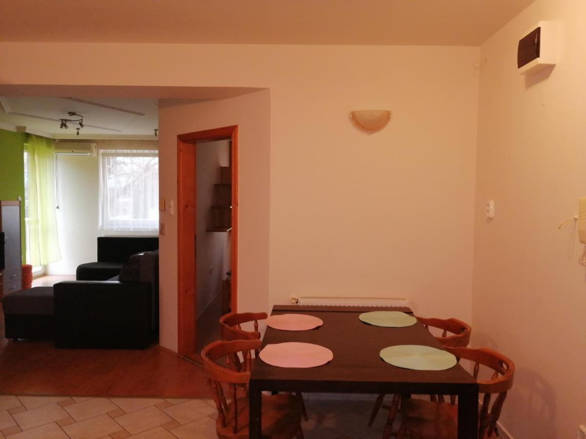 Lara Apartman Дебрецен Экстерьер фото